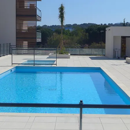 Apartamento L'eden-5 By Interhome Le Lavandou