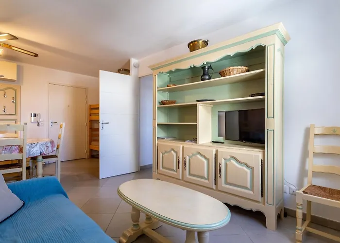 L'eden-5 By Interhome Apartment Le Lavandou