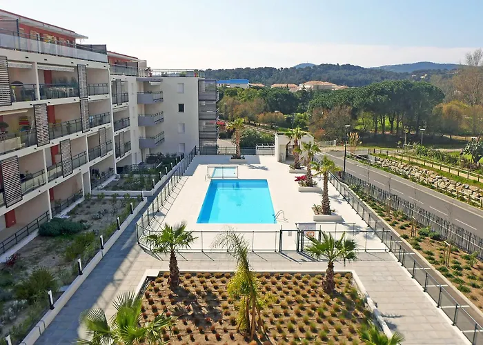 L'eden-5 By Interhome * Le Lavandou