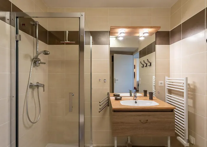 L'eden-5 By Interhome * Le Lavandou